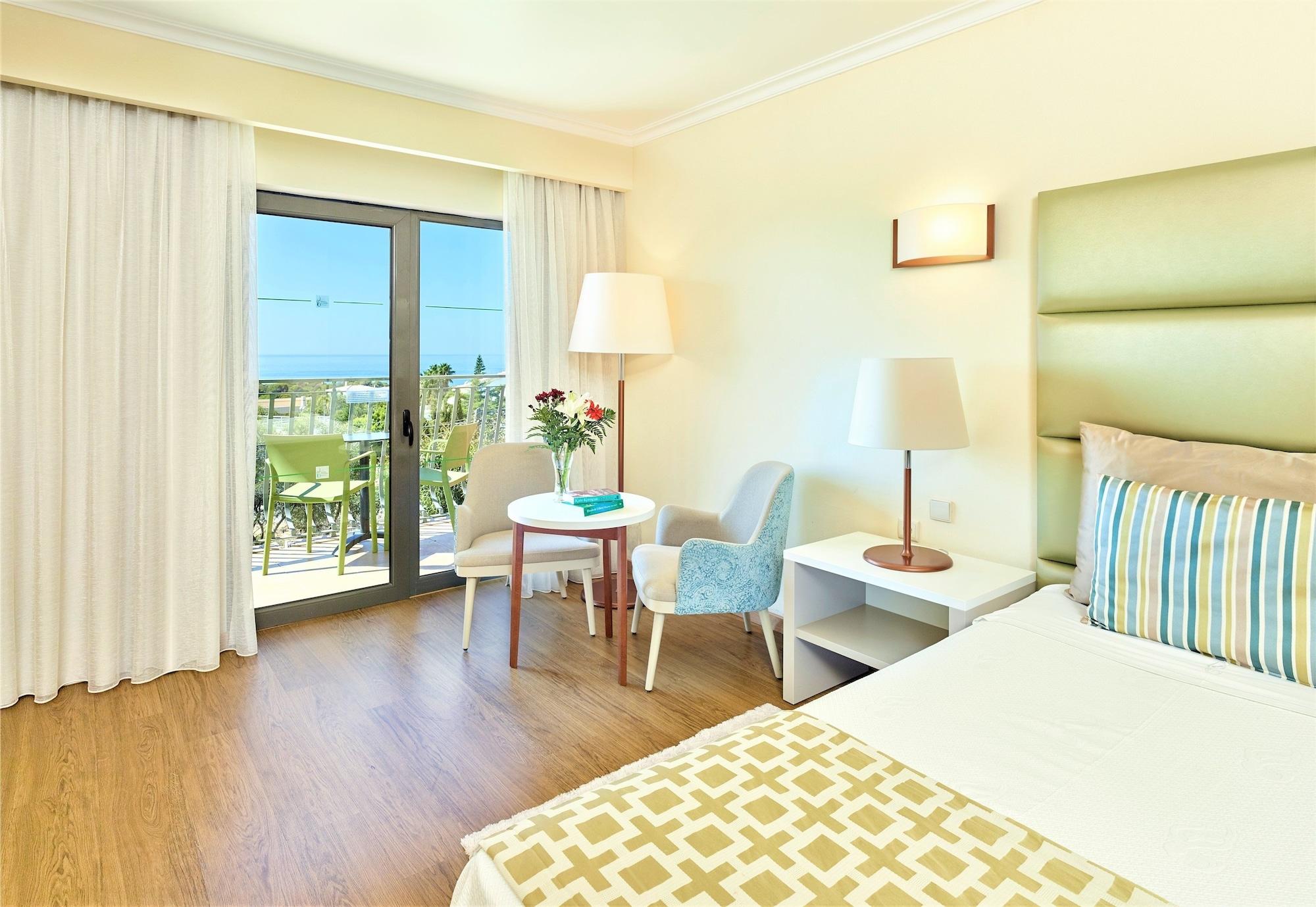 Hotel Baia Grande Αλμπουφέιρα Εξωτερικό φωτογραφία