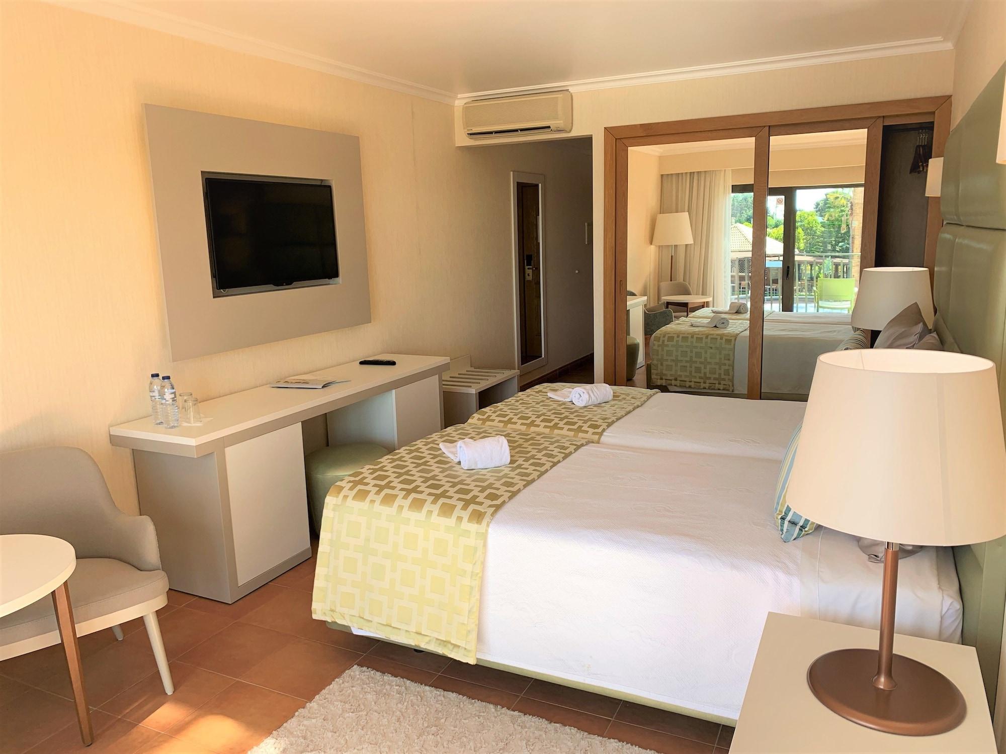 Hotel Baia Grande Αλμπουφέιρα Εξωτερικό φωτογραφία